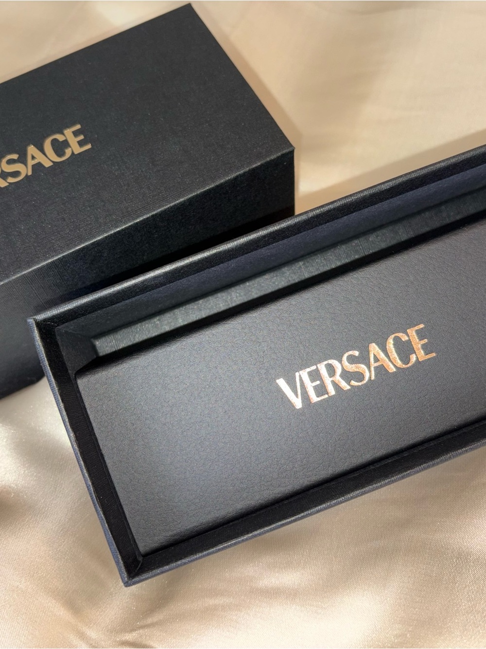 Versace Black Sunglasses NEW UNUSED with tags